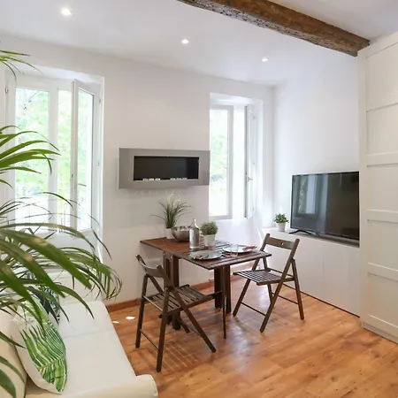 Gregbnb - T2 Cosy Et Design - Parking Inclus - Wifi - 15min Gare * Tolón